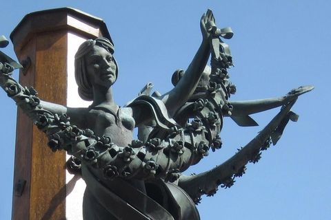 Figurengruppe am Schlossfräulein-Brunnen